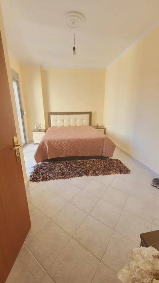 !DHENE! Durres, jepet me qera apartament 2+1+Ballkon Kati 4, 110 m² 350 € (Lagjia 8)