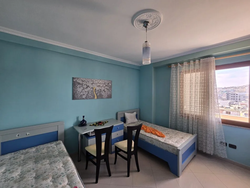 Durres, jepet me qera apartament 2+1 Kati 6, 98 m² 400 € 