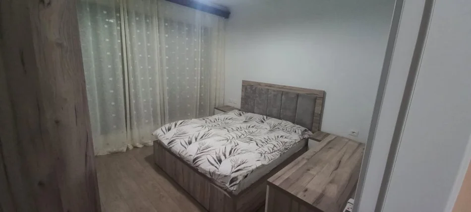 Tirane, jepet me qera apartament 1+1+Ballkon Kati 4, 73 m² 650 € (Kodra e Diellit)
