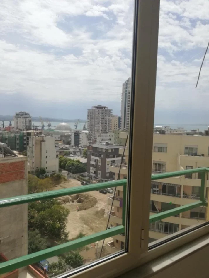 Durres, jepet me qera apartament 1+1+Ballkon Kati 5, 80 m² 380 € 