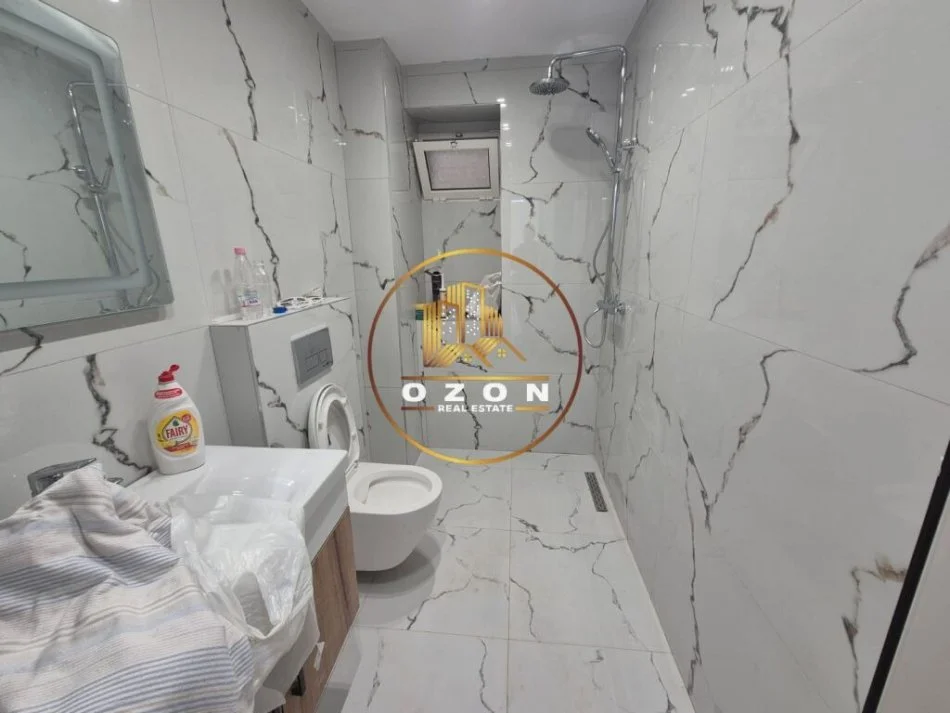 Tirane, shitet ambjent biznesi Kati 1, 32 m² 150.000 € (21 Dhjetori)