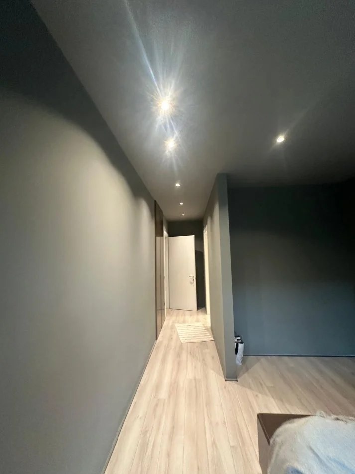 Tirane, jap me qera 2+1+Ballkon Kati 4, 105 m² 2.000 € (Lion Park Rezidenc)