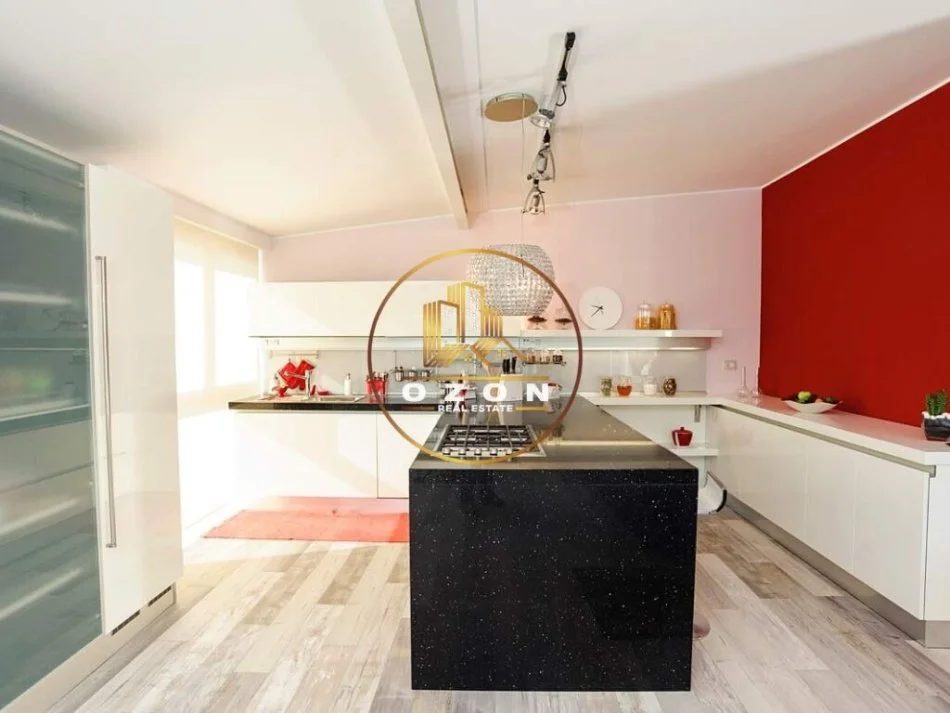 Apartament Luksoz 2+1+2 për Qira tek Liqeni i Thatë !