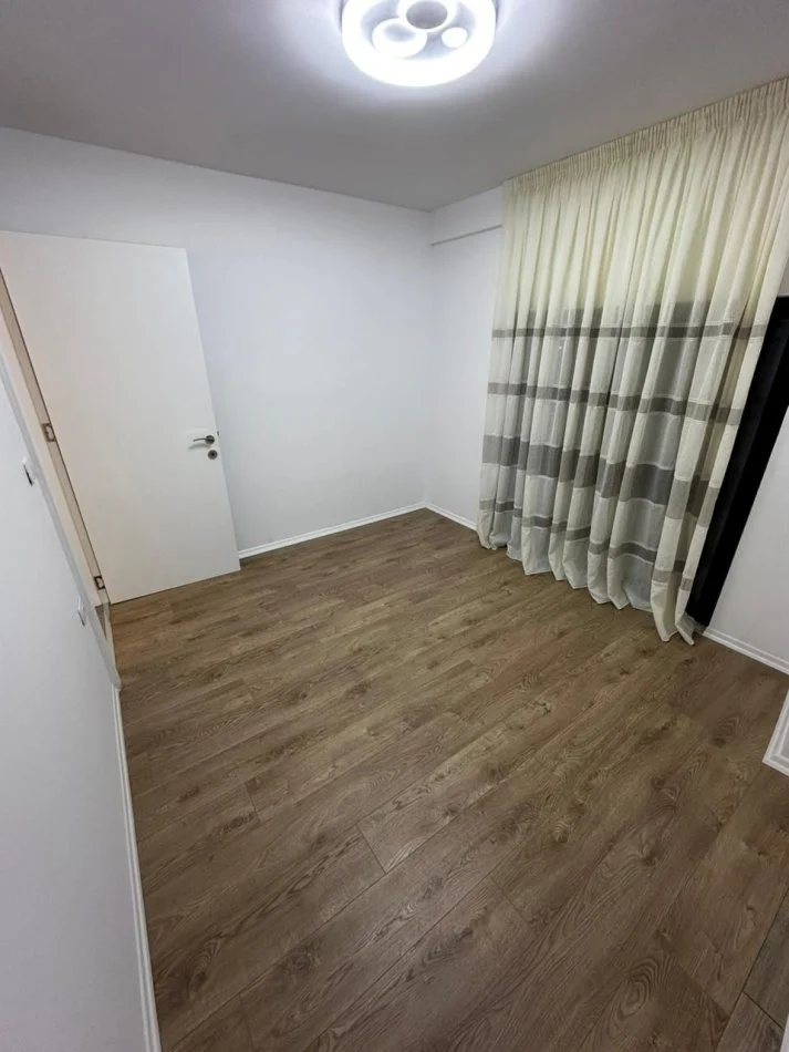 Tirane, shes apartament duplex 2+1 Kati 2, 121 m² 236.000 € (Rruga Stavri Themeli)