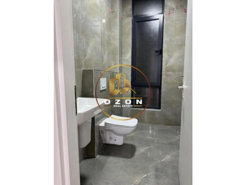 Apartament 2+1+2 për qira, i pa banuar më parë tek ish Sheshi Shqiponja!