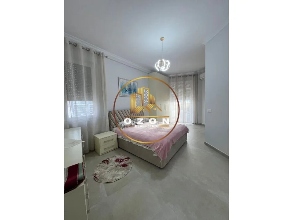 Apartament 2+1+2 me Qera tek Mine Peza.