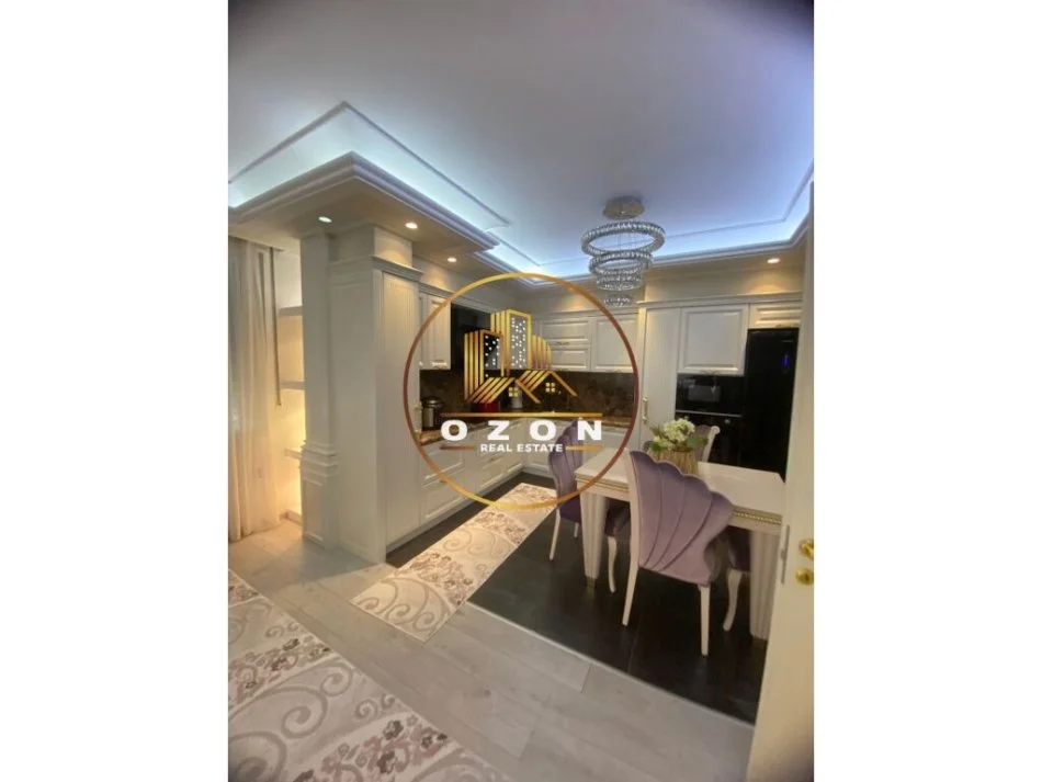 Apartament Ne Shitje 3+1+2 Prane UET/ PORCELAN.