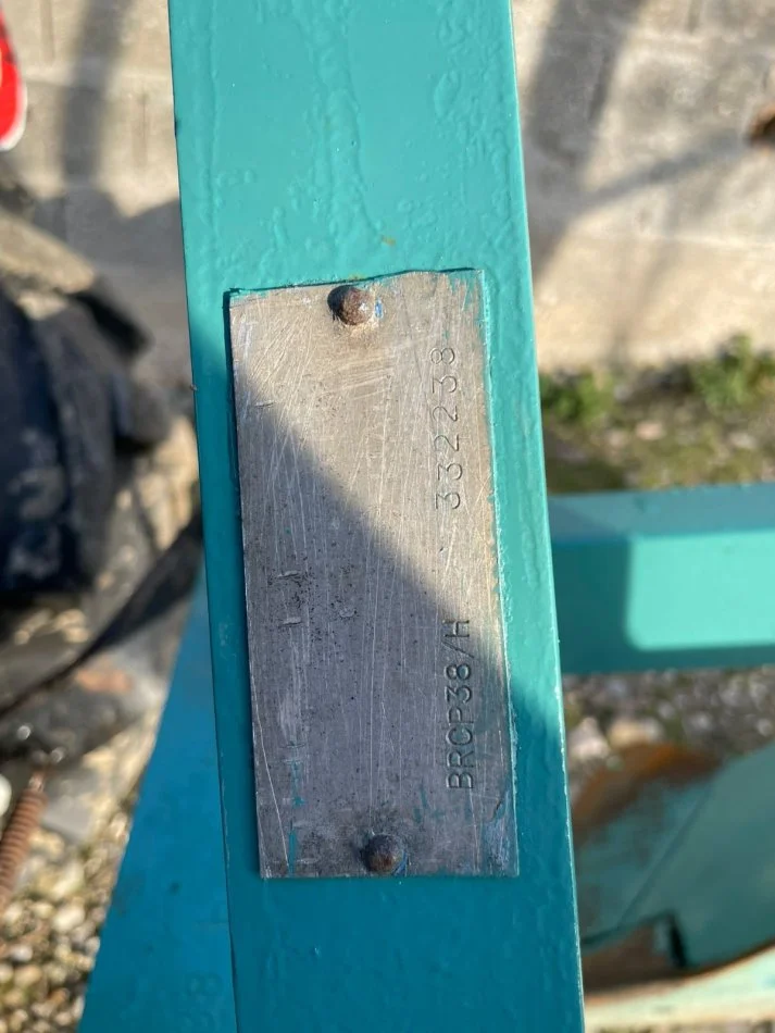 Vlore, shes plug Nardi 6C Origjinal , 1.600 €