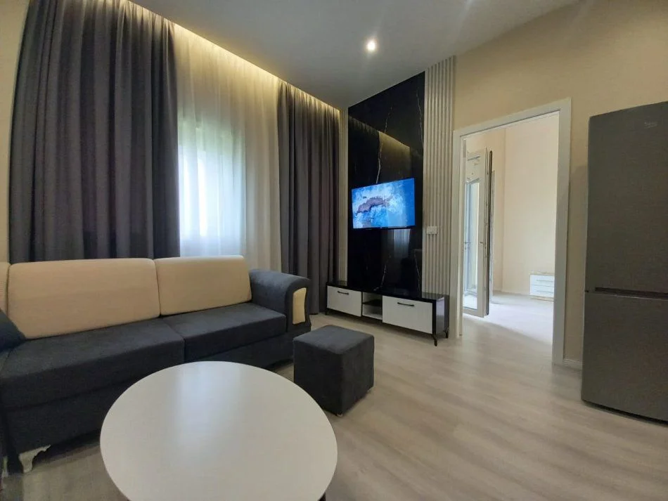 Tirane, jepet me qera apartament 1+1 , (Kodra e Diellit)