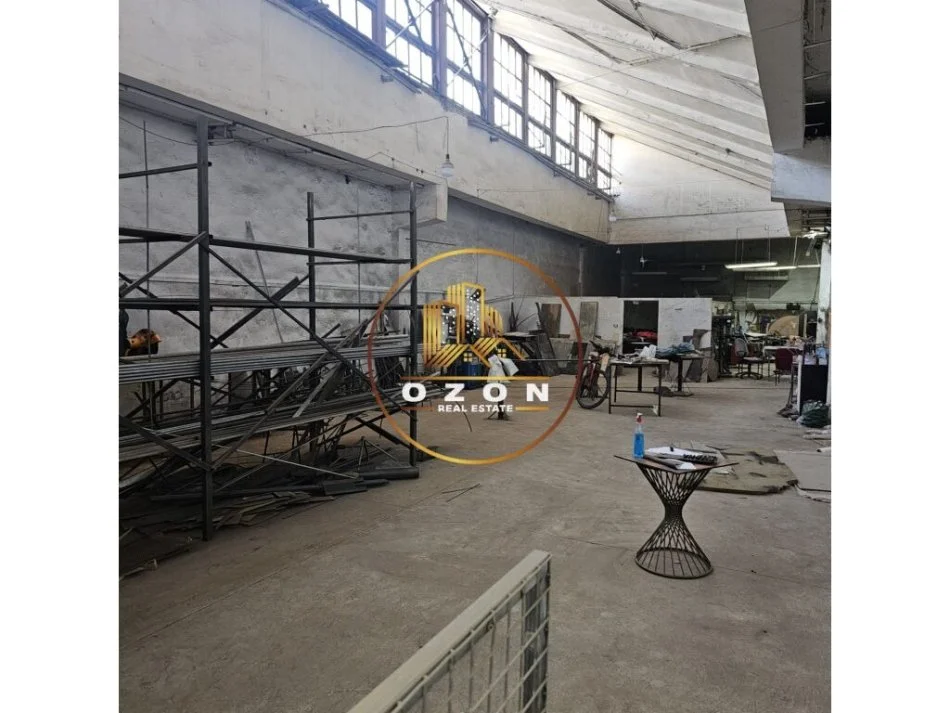 Magazinë për Qira pranë Komisariatit Policisë Kombinat!