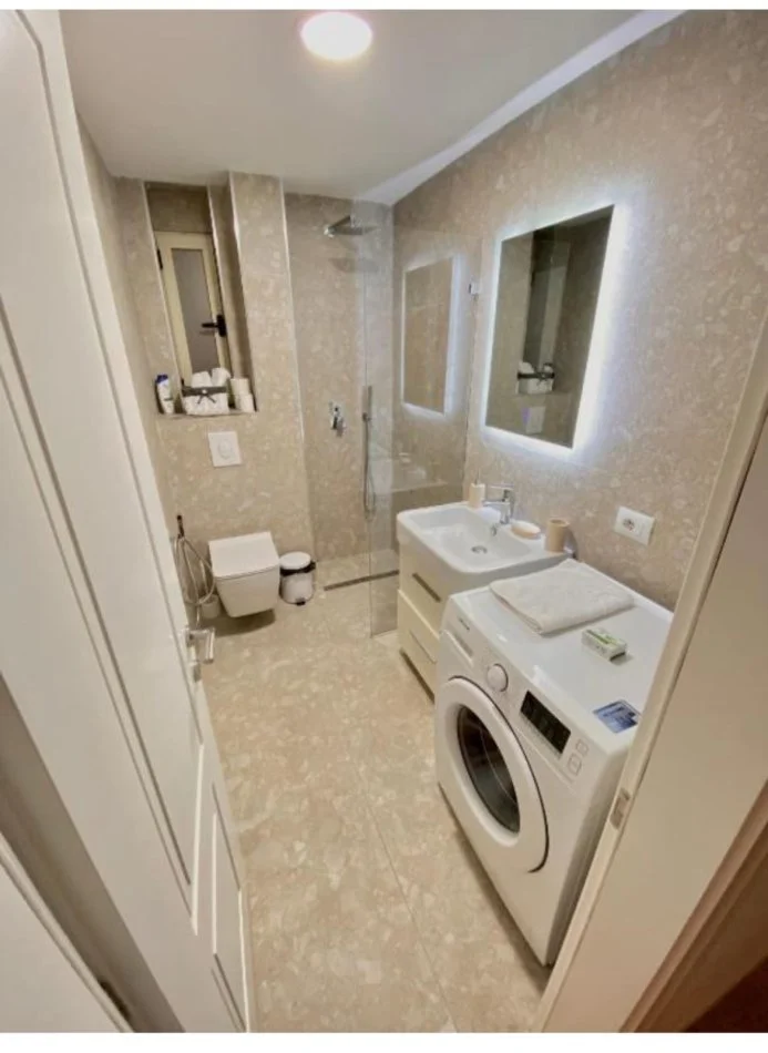 Tirane, jepet me qera apartament 1+1 Kati 0, 54 m² 700 € (Myslym Shyri)