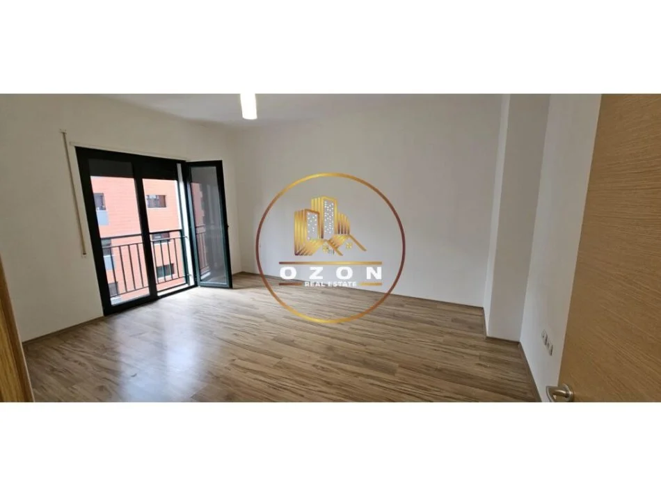 Apartament 2+1+2 për Qira tek Green City Astir!