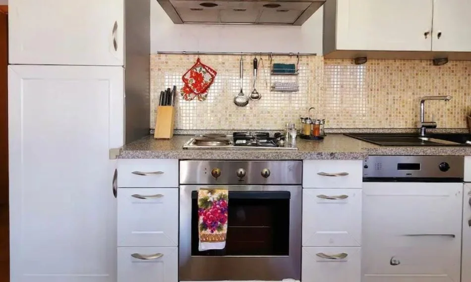 Tirane, shitet apartament 1+1+Ballkon Kati 4, 77 m² 149.999 € (Zogu i Zi)