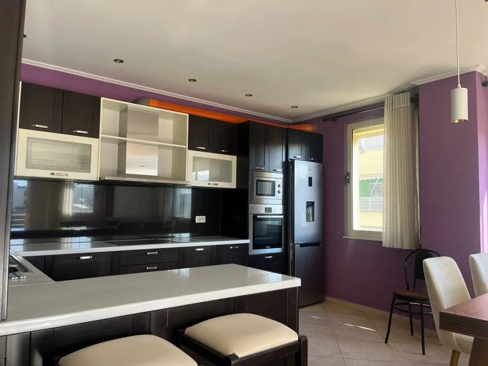 Tirane, shitet apartament 2+1+Ballkon Kati 5, 118 m² 165.000 € (Idriz Dollaku)