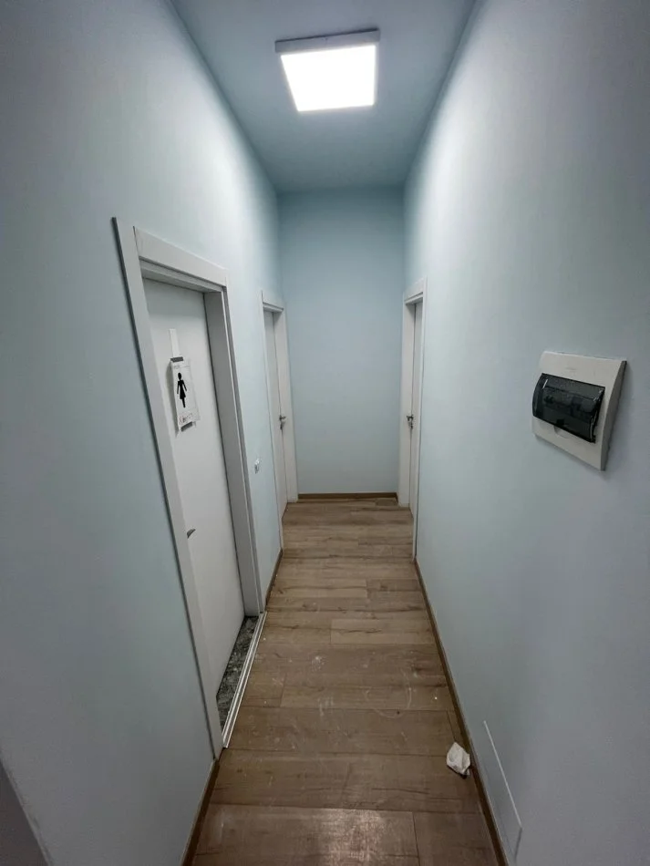 Tirane, shitet apartament 2+1+Ballkon Kati 6, 110 m² 250.000 € (Square 21)