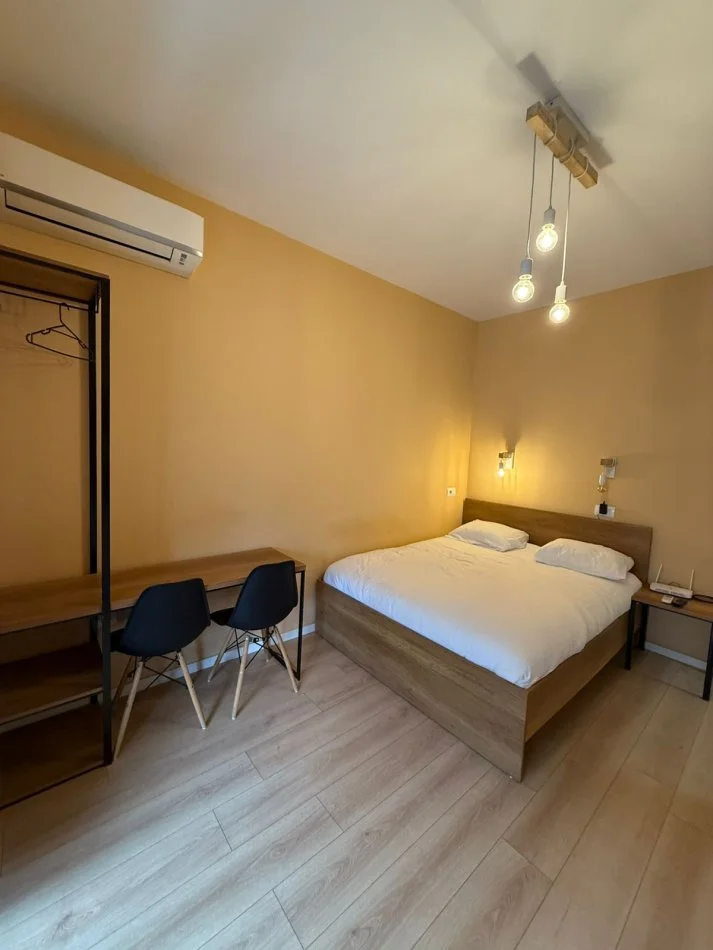 Tirane, jepet me qera garsonier 1+1 Kati 4, 40 m² 500 € (Myslym Shyri)