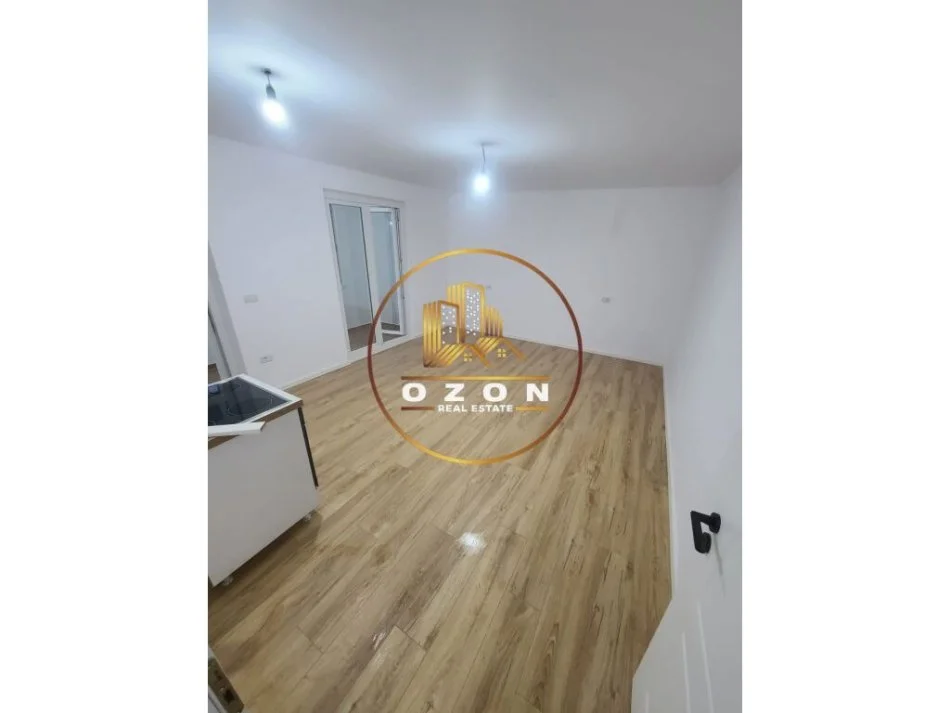 Apartament për Shitje pranë Shkollës 4 Dëshmorët !