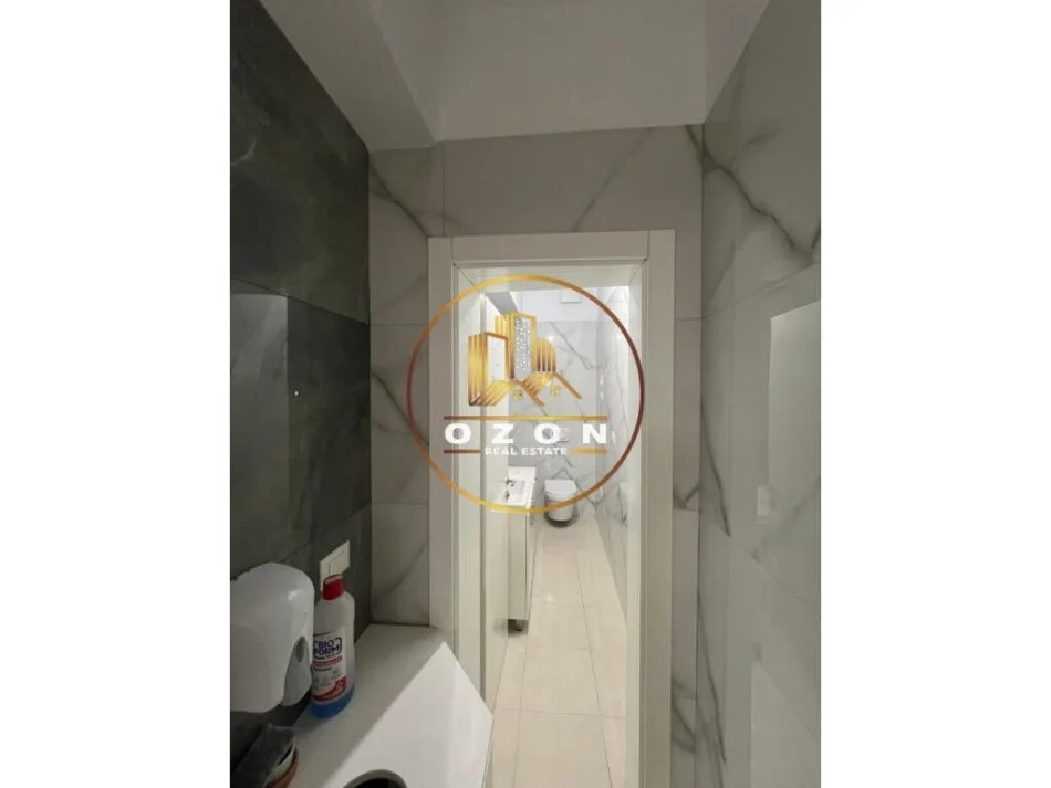 Ambient Biznesi me Qera tek Rruga Kavajes, Tirane!