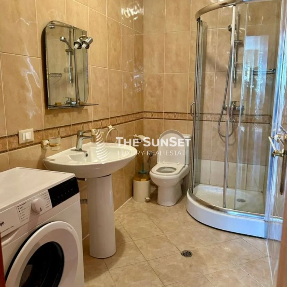 Tirane, Apartament 2+1 per qira Kati 8, 70 m² 700 € (Stadiumi Arena)