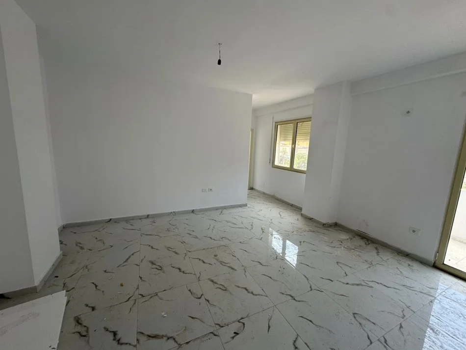 Durres, shitet apartament duplex Dublex Kati 1, 145 m² 99.500 € (Plazh)