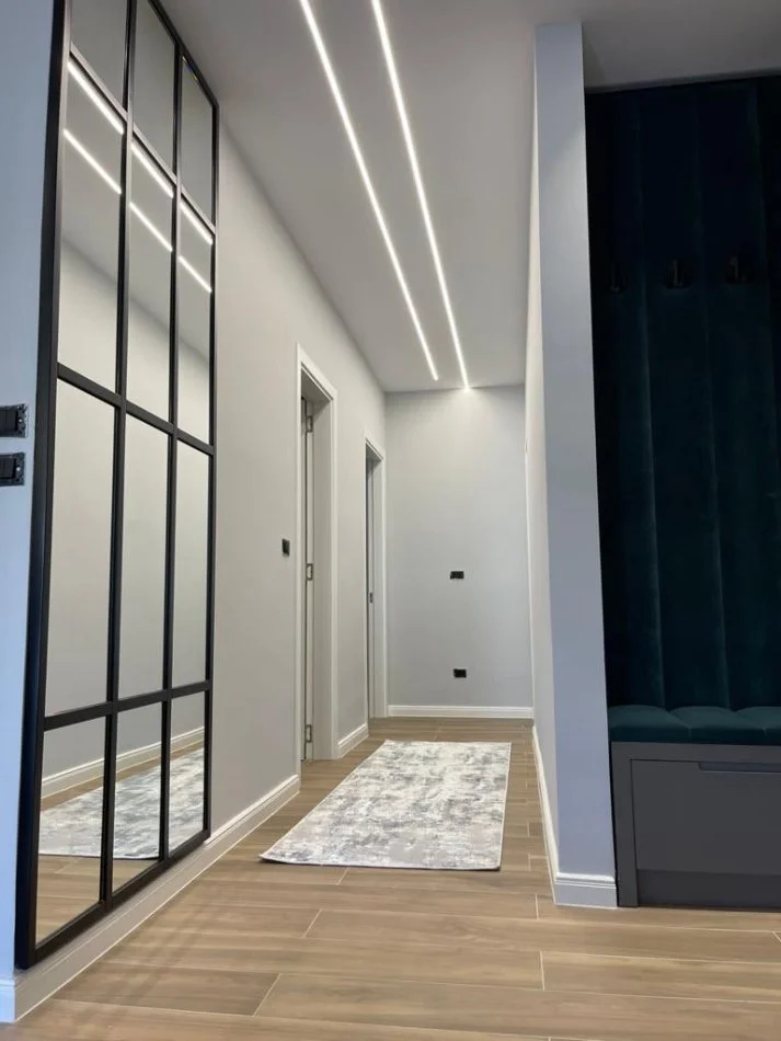Tirane, jepet me qera apartament 2+1+Ballkon Kati 0, 120 m² 1.500 € (TEG)