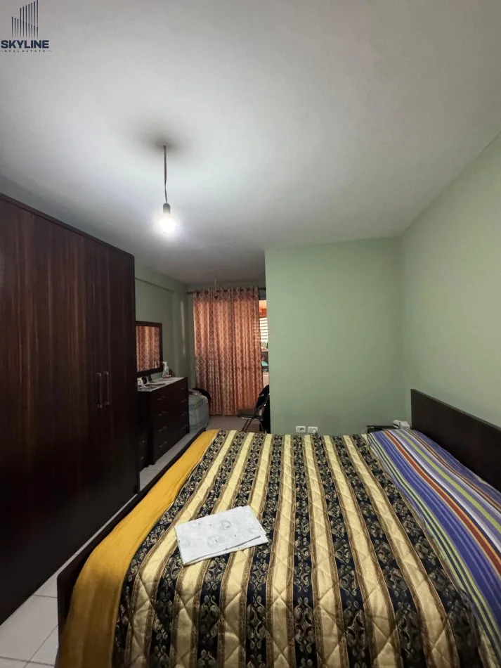 Tirane, shitet apartament 2+1 Kati 1, 171 m² 140.000 € (Astir)