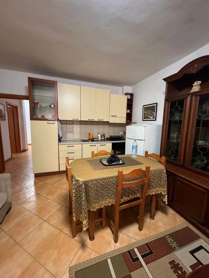 Durres, shitet apartament 1+1+Aneks+Ballkon Kati 3, 95 m² 105.000 € (Markata, Durres)