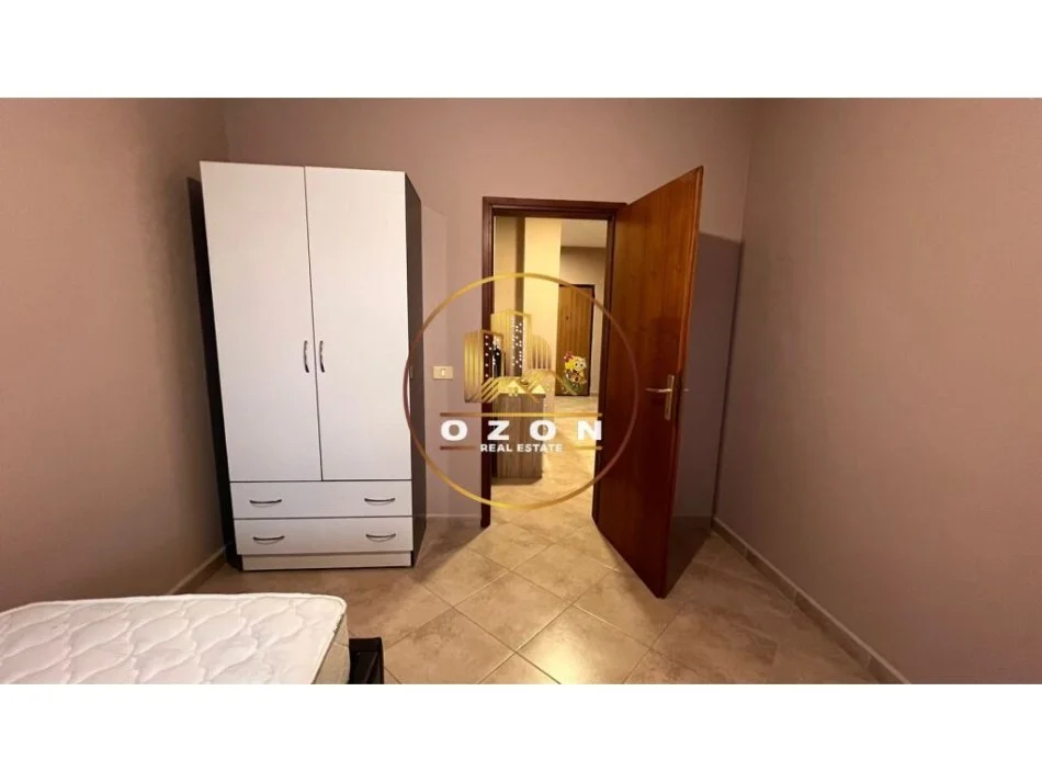 Apartament 3+1+2 Per Qira tek Stacioni i Trenit !