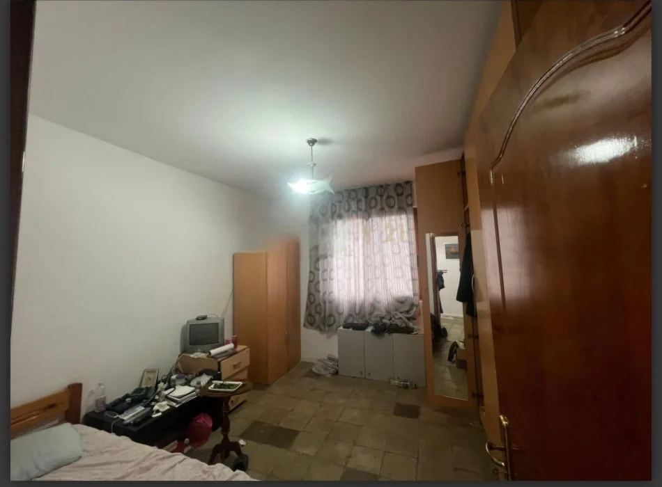 Durres, shitet apartament 2+1+Aneks Kati 4, 75 m² 85.000 € (Valapark)