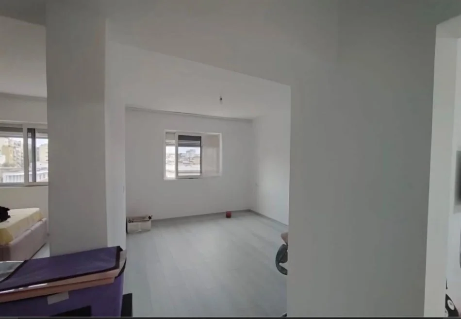 Tirane, shitet apartament 3+1+Ballkon Kati 6, 70 m² 140.000 € (NJAZI MEKA)