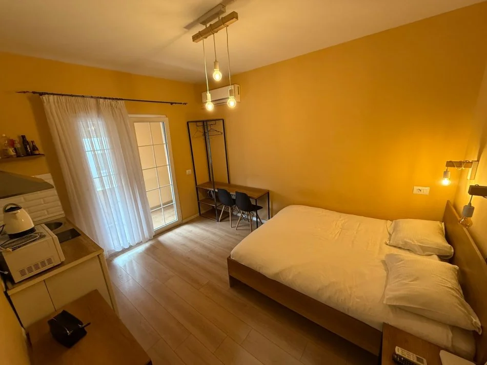 Tirane, jepet me qera garsonier 1+1 Kati 4, 40 m² 550 € (MYSLYM SHYRI)