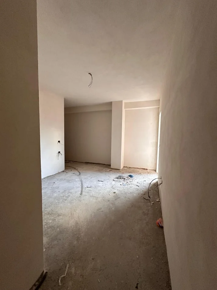 Tirane, Apartament 2+1 per shitje  Kati 5, 121 m² (Kompleksi Aura)