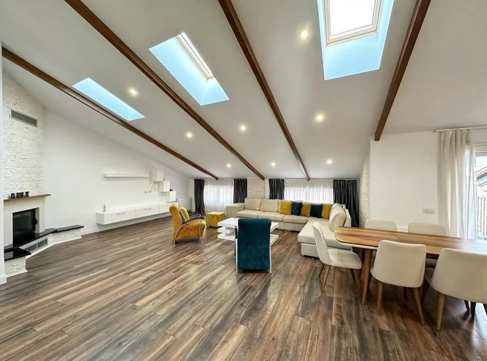 Tirane, jepet me qera apartament+verande | Penthouse 3+1+Aneks+Ballkon Kati 1, 200 m² 1.500 € (prane TEG)