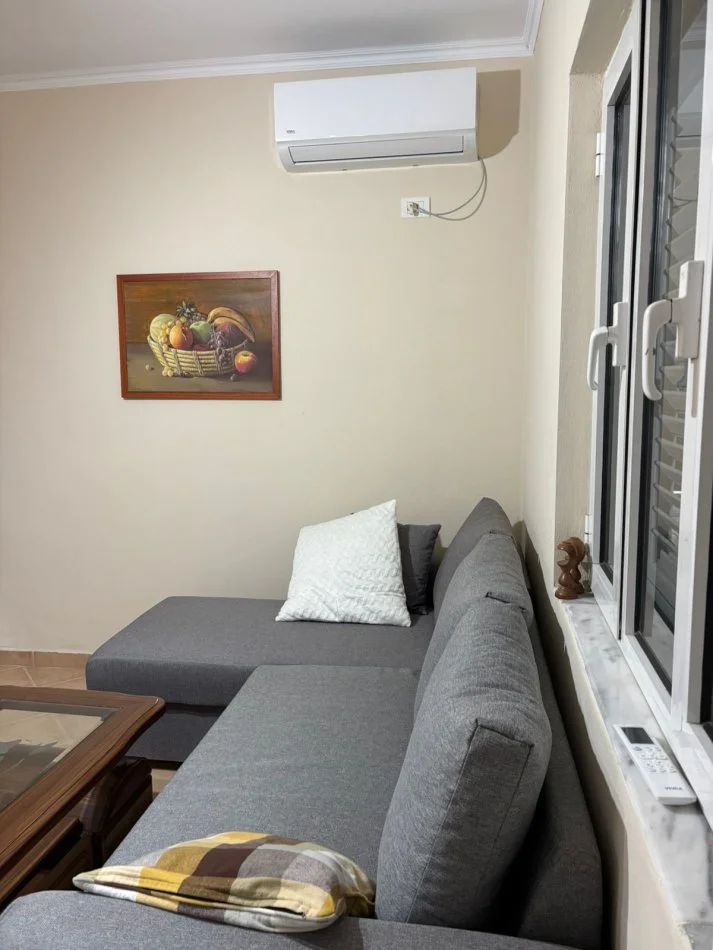 Apartament 1+1 me qira ne Fresk 350 Euro