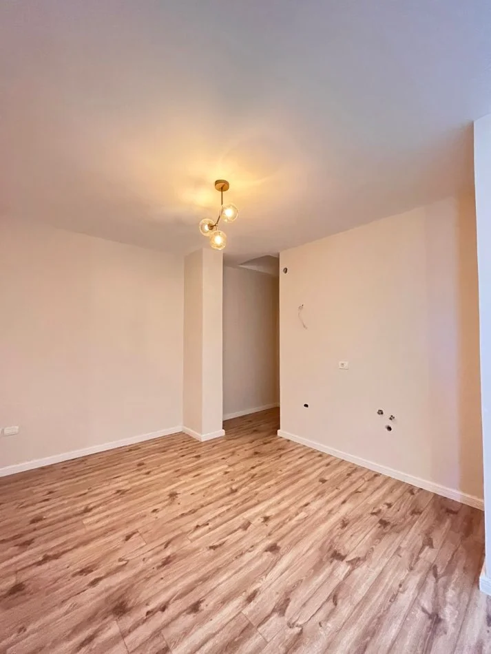 Durres, shitet apartament 1+1+Aneks+Ballkon Kati 4, 70 m² 75.000 € (Plazh)