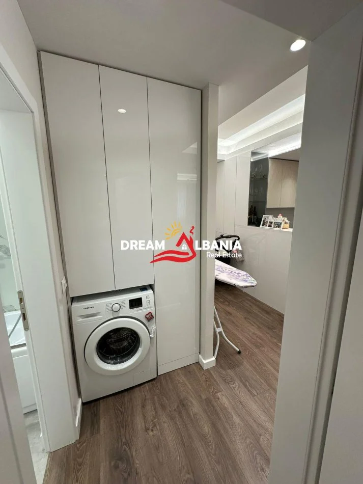 Tirane, shitet apartament 2+1+Ballkon Kati 2, 90 m² 179,000 € (Prane Rezidences Kodra Diellit 1)
