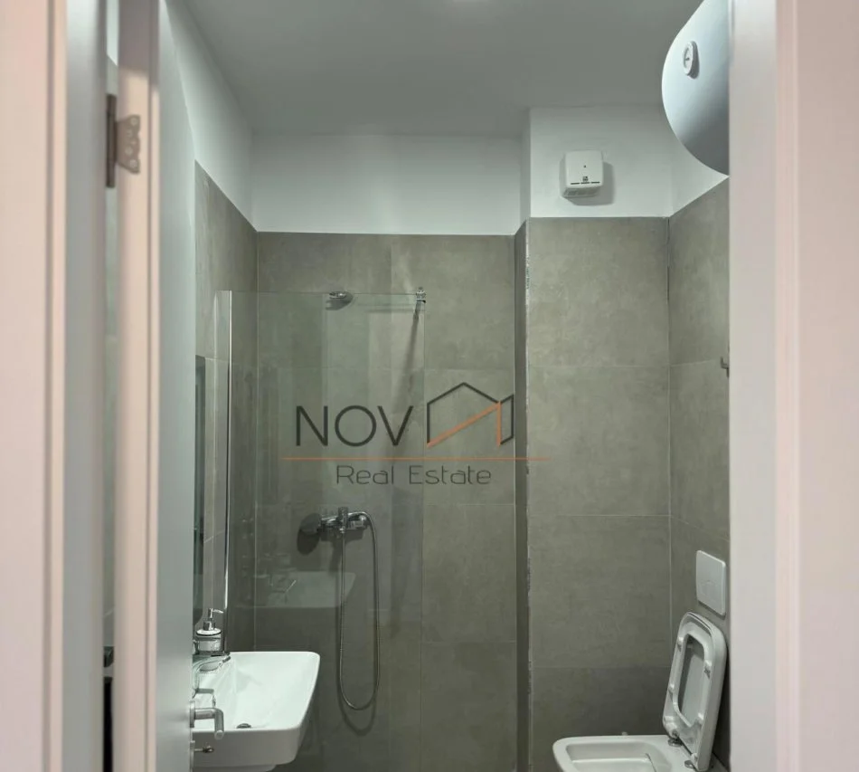 Tirane, jepet me qera apartament 1+1 Kati 6, 60 m² 600 €