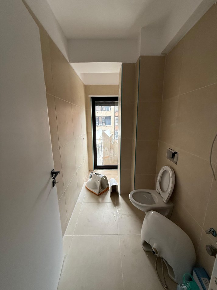 Tirane, jepet me qera apartament 1+1+Aneks+Ballkon Kati 2, 70 m² 550 € (Kodra e Diellit 2)