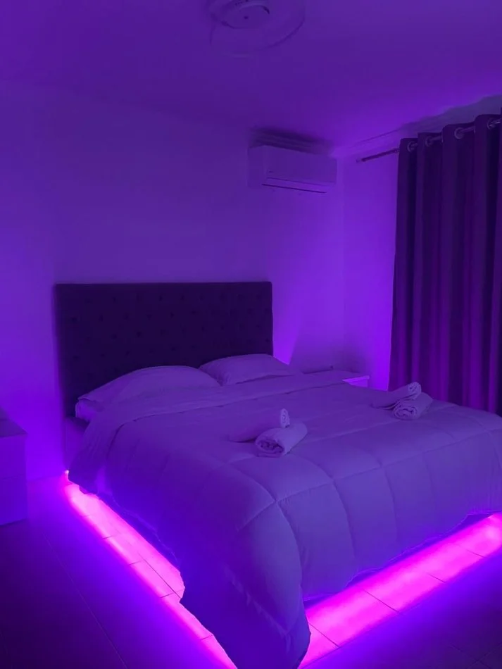 Tirane, jepet me qera vetem 1 dhome 1+1 Kati 0, 30 m² 25 € (Rruga Manastirliu)