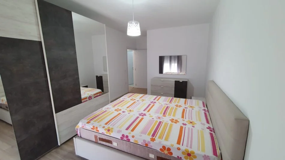 Tirane, jepet me qera apartament 2+1 Kati 7, 90 m² 650 € (Kompleksi Zirkon)