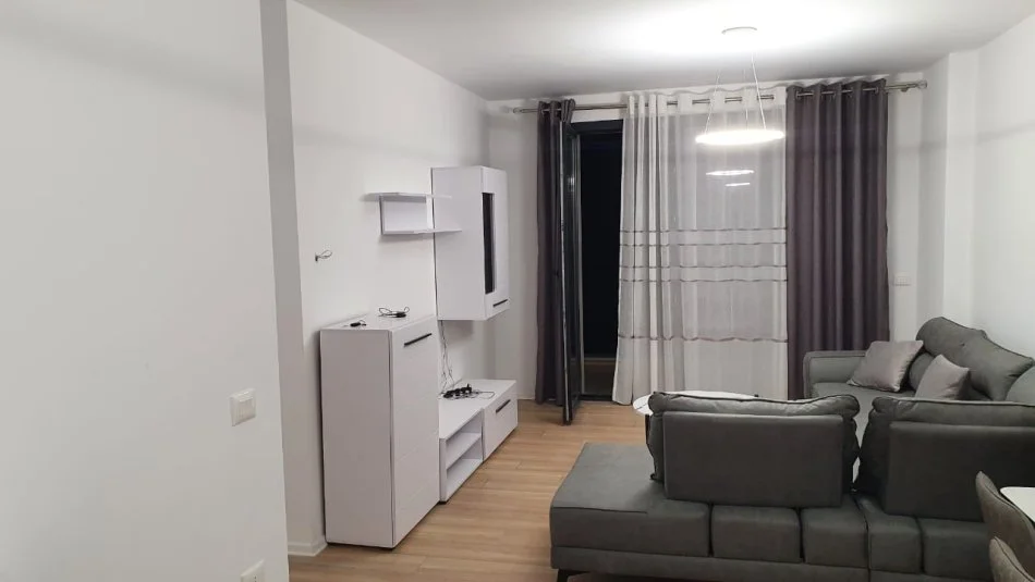 Tirane, jepet me qera apartament 2+1 Kati 7, 90 m² 650 € (Kompleksi Zirkon)