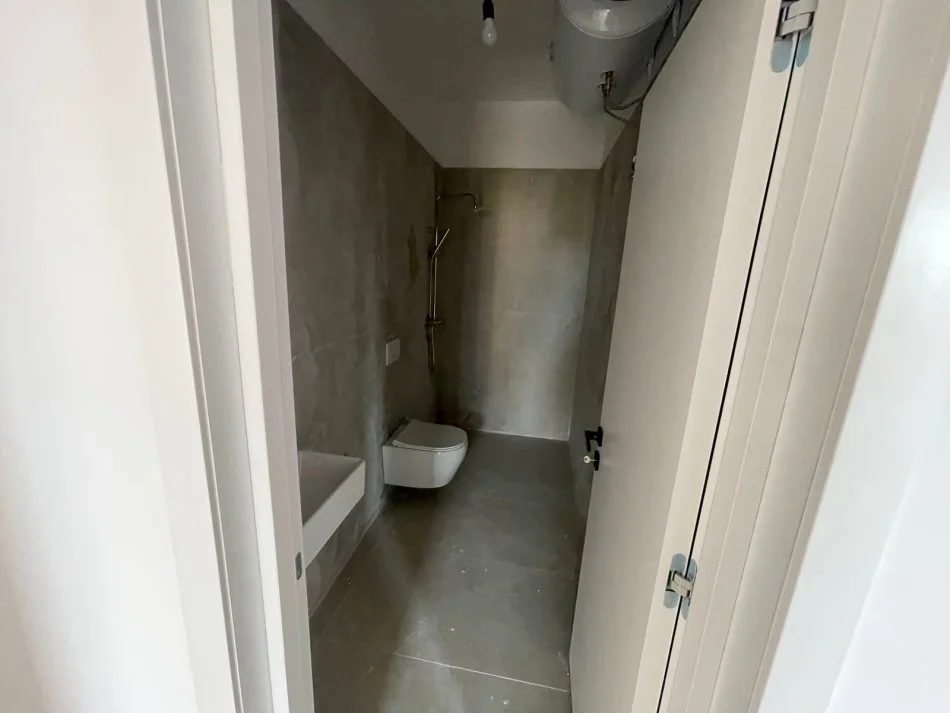 Tirane, jepet me qera zyre Kati 6, 127 m² 1.200 € (Parku Olimpik) Altana Residence