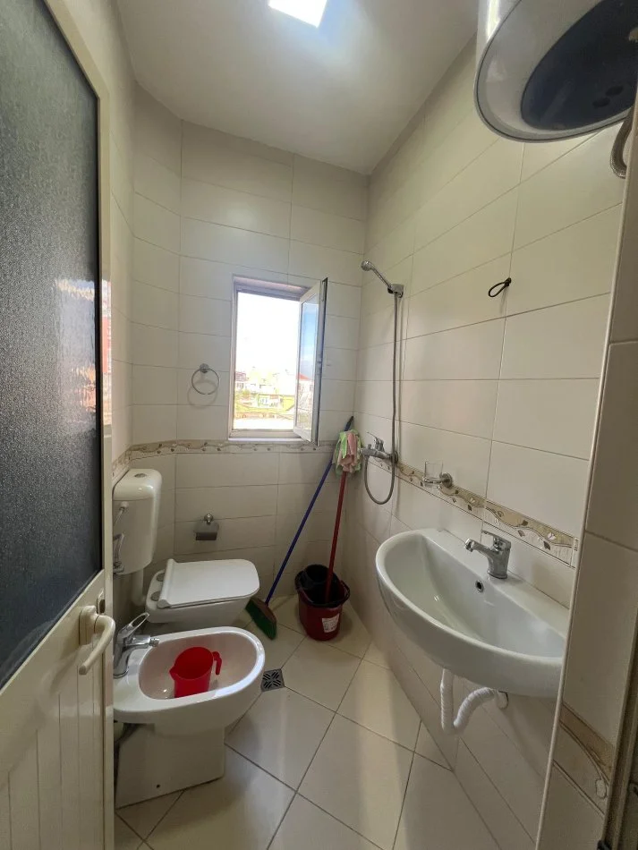 Tirane, Jepet me qera Garsoniere, Ish Fusha e Aviacionit, 25.000 Leke