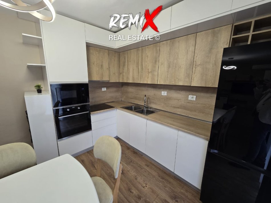 Durres, shitet apartament 2+1+Aneks+Ballkon Kati 3, 92 m² 125.000 €