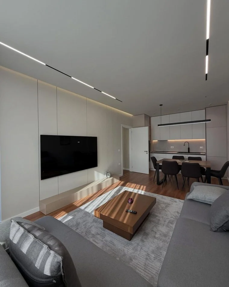 Tirane, jepet me qera apartament 2+1+Ballkon Kati 4, 100 m² 950 € (PORCELAN)