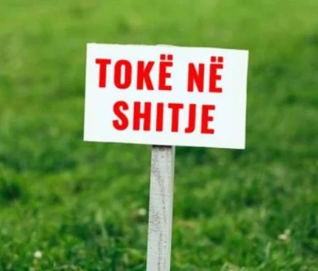 Tirane, shitet toke , 3.100 m² 465.000 € (Vore)