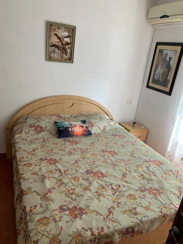 Golem, jepet me qera apartament 2+1+Ballkon Kati 1, 70 m² 350 € (Pishat e Buta)