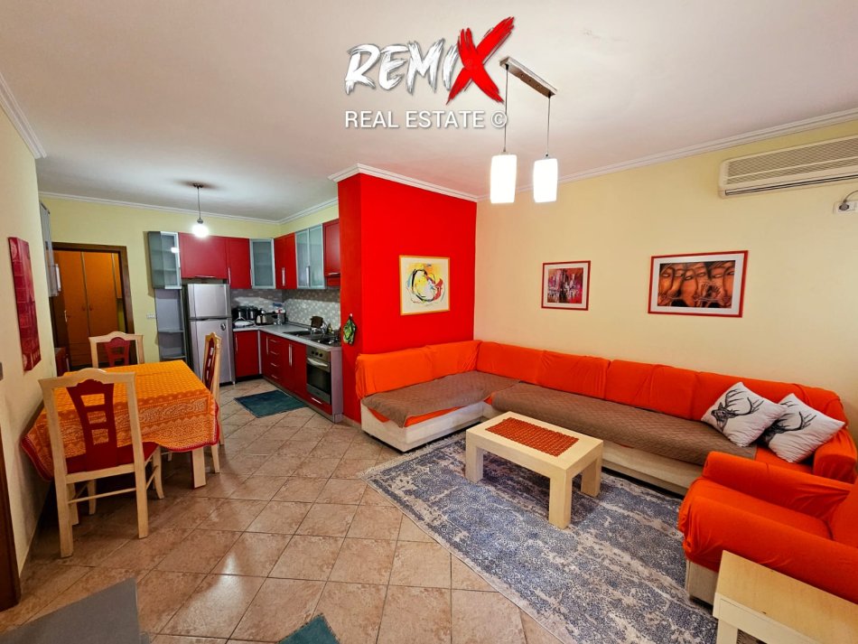 Shkembi Kavajes, shitet apartament 2+1+Aneks+Ballkon Kati 4, 77 m² 90.000 € 