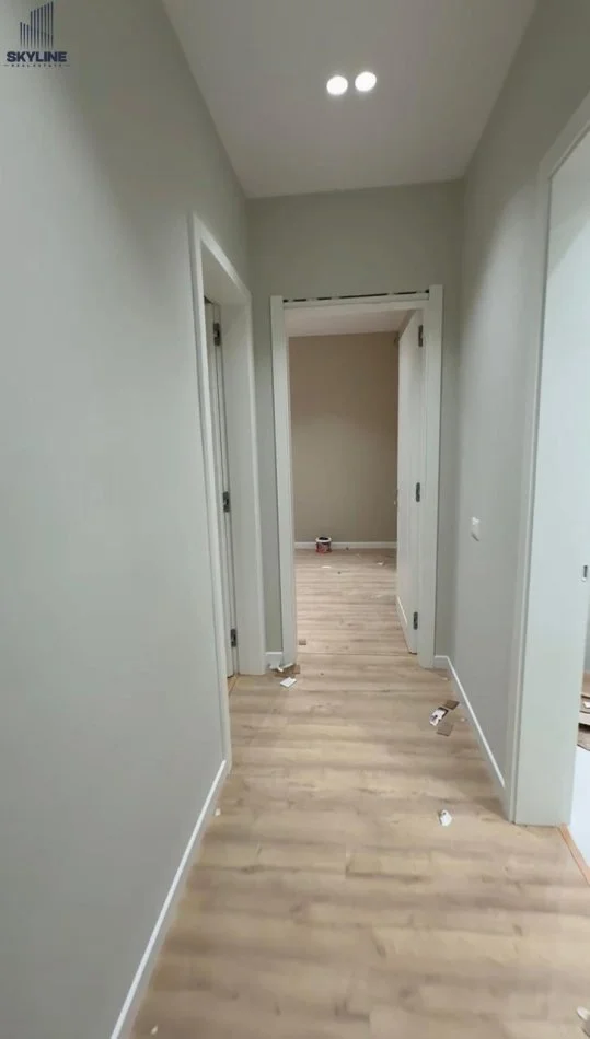 Tirane, shitet apartament 2+1+Ballkon Kati 2, 242.000 € (Liqeni Thate)