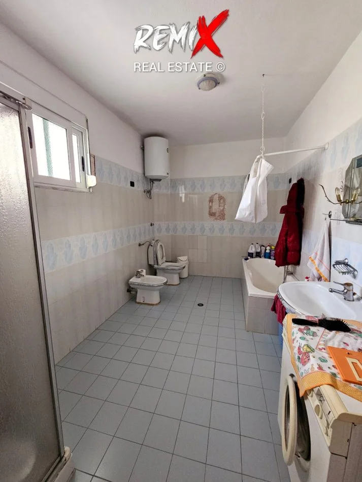 Durres, shitet Vile 1 Katshe Kati 2, 600 m² 220.000 € 